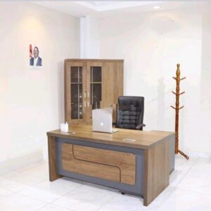 1.8M Executive Office Desk.