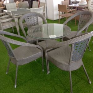 4-Seater Outdoor Dining Set